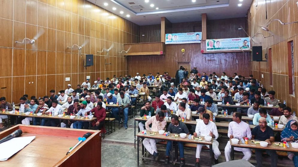 শরণখোলা-মোড়েলগঞ্জ নাগরিকদের সম্মানে প্রধানমন্ত্রীর পক্ষ থেকে ইফতার ও দোয়া মাহফিল