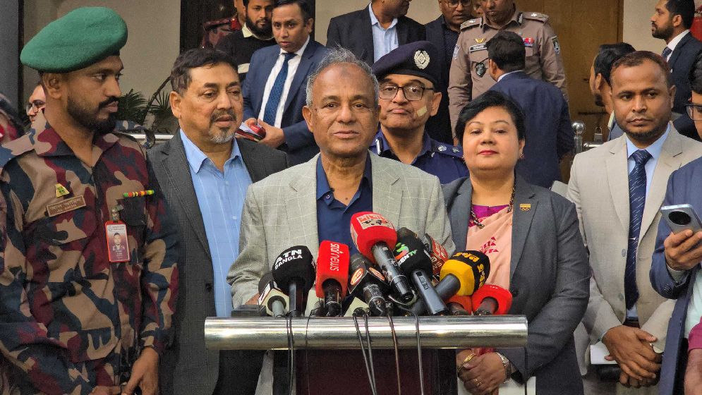 কেন্দ্র দখলের চেষ্টা করলে কেউ ছাড় পাবে না