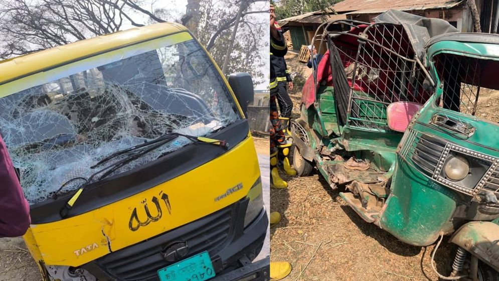 লোহাগাড়ায় সড়ক দুর্ঘটনায় অটোরিকশা চালক নিহত, আহত ৭