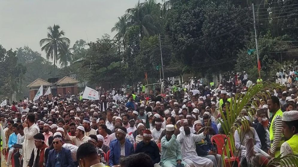 জামায়াত আমিরের অপেক্ষায় কক্সবাজারে সমাবেশস্থল কানায় কানায় পূর্ণ