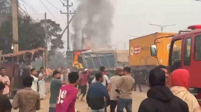 ফেনীতে দুই মালবাহী ট্রাকের সংঘর্ষ, আহত ১  