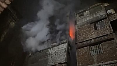 ফায়ার সার্ভিসের এক ঘন্টার চেষ্টায় নিয়ন্ত্রণে