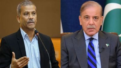 বাংলাদেশের পাশে থাকায় পাকিস্তানকে ধন্যবাদ জানালেন উপদেষ্টা আসিফ