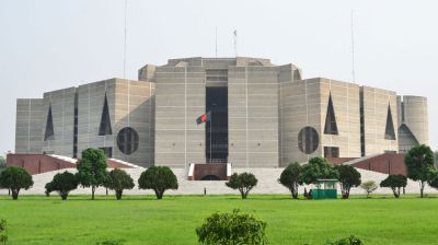 অন্তর্বর্তী সরকারের ক্ষমতা হস্তান্তর ১৮ ফেব্রুয়ারির মধ্যে 