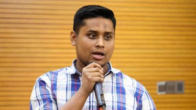 বিজয়ের পথে হাসনাত আবদুল্লাহ