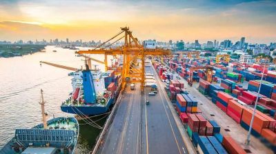 ধর্মঘটে চট্টগ্রাম বন্দর অচল, মিছিল-সমাবেশ নিষিদ্ধ