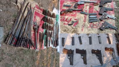 পুকুরে মাছের বদলে মিললো অস্ত্র 