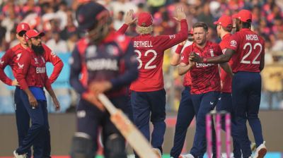  ইংল্যান্ডের বিরুদ্ধে লড়াই করে হারলো নেপাল