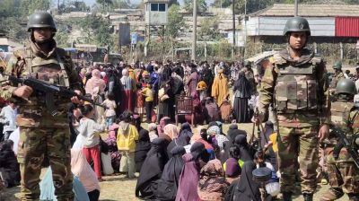 উখিয়ায় ক্যাম্পের বাইরে ১৫০০ রোহিঙ্গা আটক