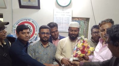 নড়াইলে সাংবাকিদের সাথে নবনির্বাচিত এমপির মতবিনিময়