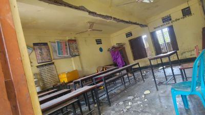 তিন দশক ধরে চলছে ঝুঁকিপূর্ণ স্কুল ভবনে শিক্ষা কার্যক্রম