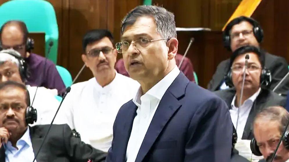 ‘মব’ এবং ‘রাস্তা আটকে দাবি’ চলবে না