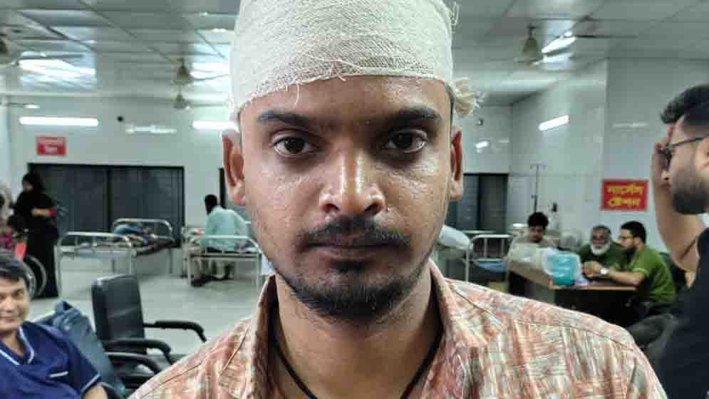 বকেয়া বিল আনতে গিয়ে ডিএফপিতে হামলার শিকার নির্মাতারা