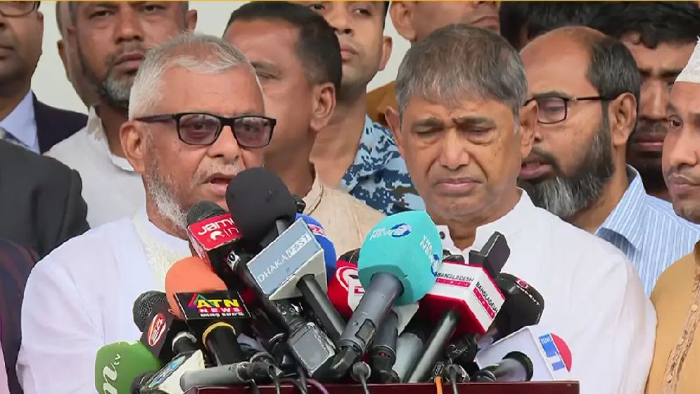 প্রবাসীদের পাশে থাকার অঙ্গীকার মন্ত্রীর