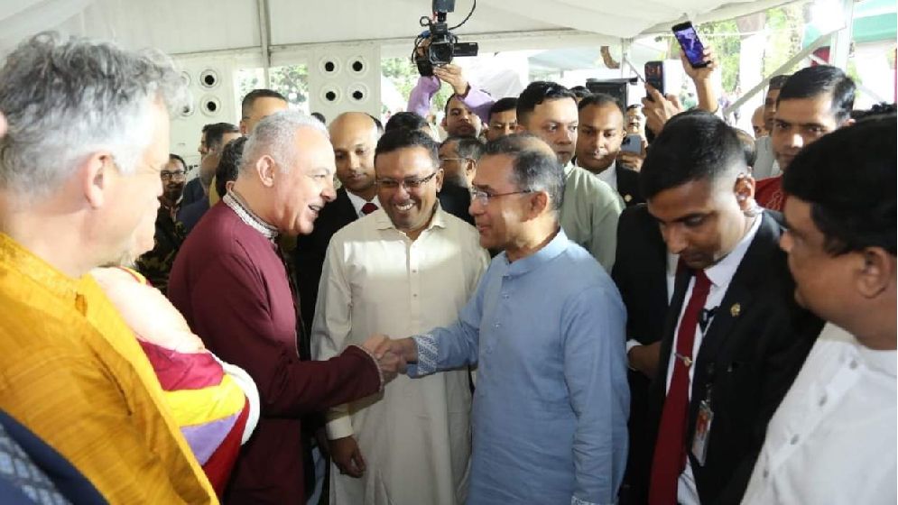 কূটনীতিকদের সঙ্গে ঈদ শুভেচ্ছা বিনিময় প্রধানমন্ত্রীর