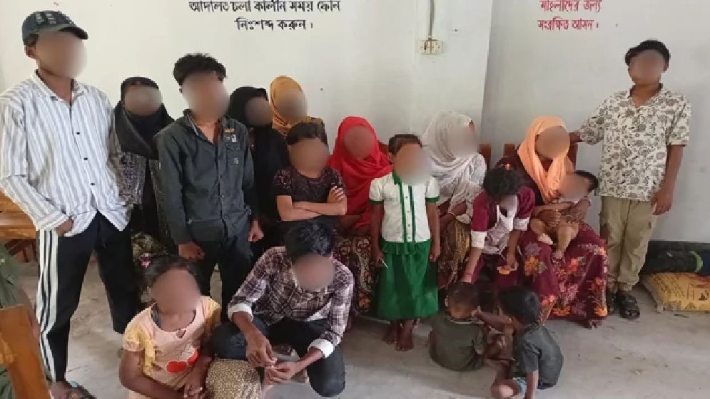 পলাতক ৩৭ রোহিঙ্গা আটক