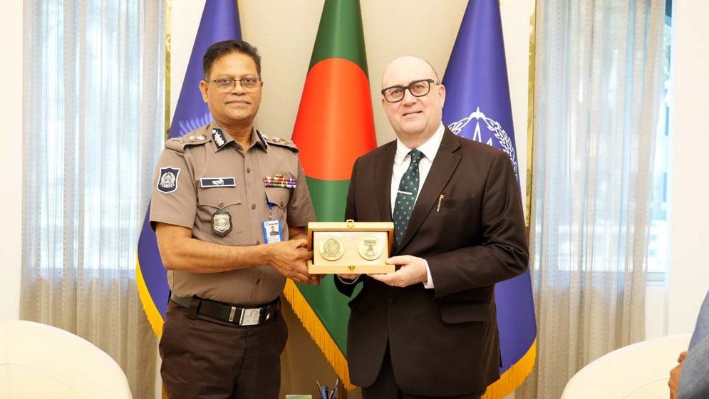  মাল্টার রাষ্ট্রদূত-আইজিপির সাক্ষাৎ