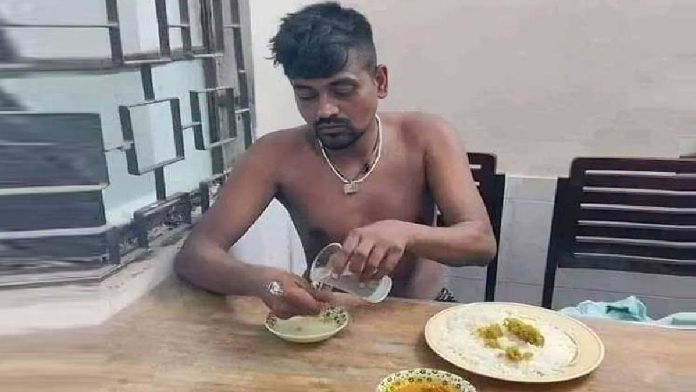 তোফাজ্জল হত্যা, আদালত থেকে পালালেন ঢাবি শিক্ষার্থী