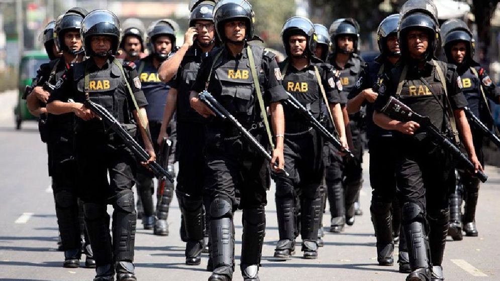 ঈদযাত্রায় রাজধানীতে র‍্যাবের ৩২ টিম