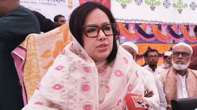একটা ক্রাইসিসের মধ্যে এই সরকারের যাত্রা শুরু হয়েছে