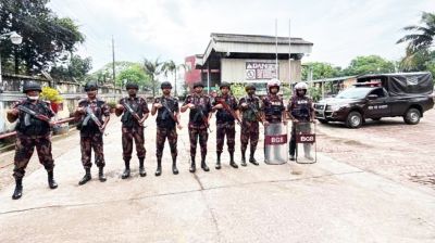 রংপুরে তেলের ডিপোতে বিজিবি মোতায়েন