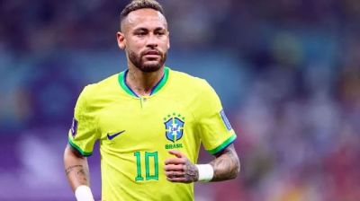 বিশ্বকাপ দল থেকে কার্যত ছিটকে যাচ্ছেন নেইমার