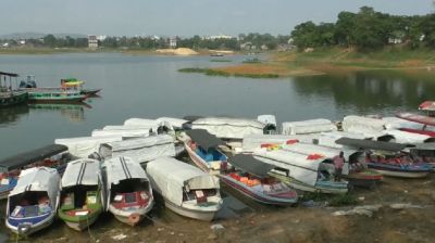 জ্বালানি সংকটে রাঙামাটিতে স্পিডবোট চলাচল বন্ধ