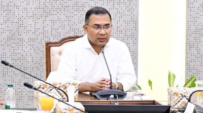 রাজধানীর যানজট কমাতে বিশেষজ্ঞদের মতামত নিলেন প্রধানমন্ত্রী