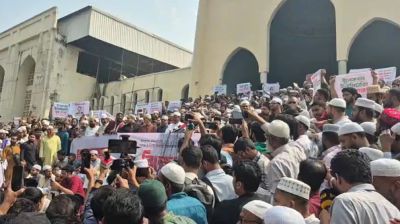 সাবেক দুই উপদেষ্টাকে গ্রেপ্তারের দাবিতে জামায়াতের বিক্ষোভ