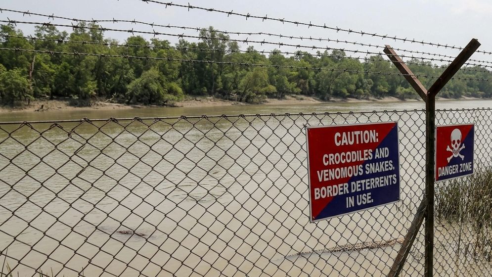 কেন সীমান্তে সাপ ও কুমির ছাড়ার পরিকল্পনা ভারতের