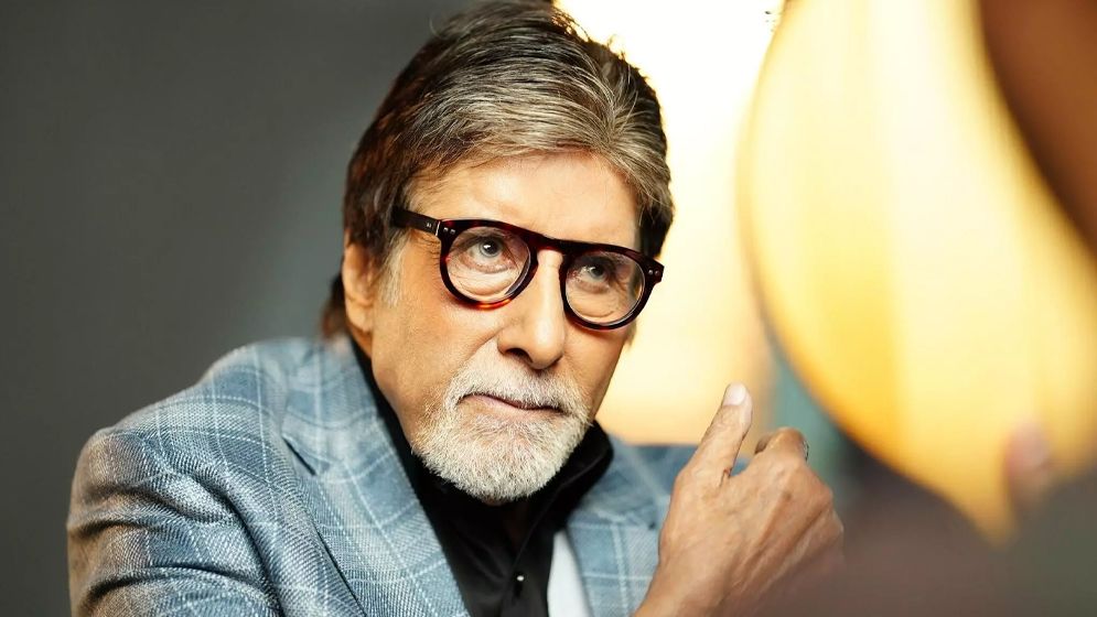 মাকে নিয়ে আবেগঘন পোস্ট অমিতাভ বচ্চনের