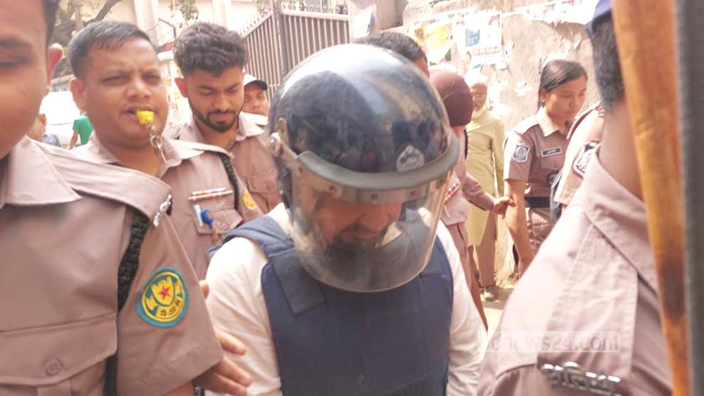 ফের ৪ দিনের রিমান্ডে ডিজিএফআইয়ের সাবেক কর্মকর্তা নাছের