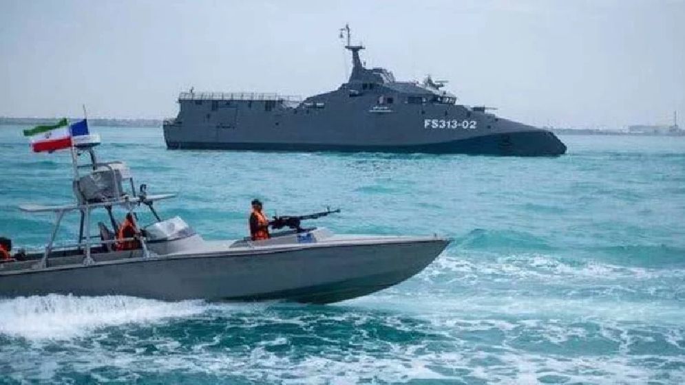 এবার তিন সমুদ্রপথ বন্ধের হুঁশিয়ারি ইরানের