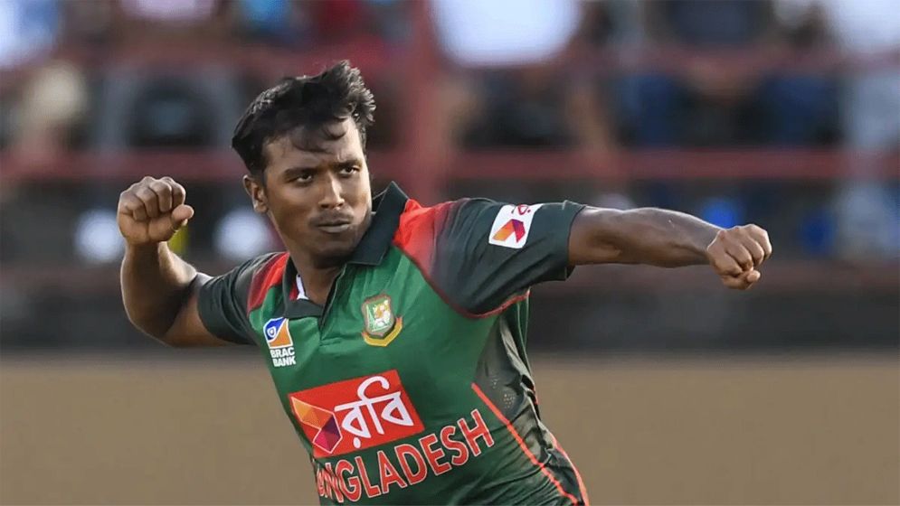 আন্তর্জাতিক ক্রিকেট থেকে অবসরের ঘোষণা দিলেন রুবেল হোসেন