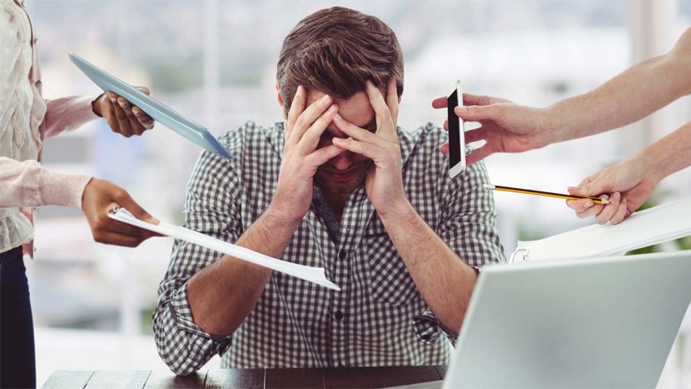 দিনে আট ঘণ্টার বেশি কাজ কি মৃত্যুঝুঁকি বাড়ায়?