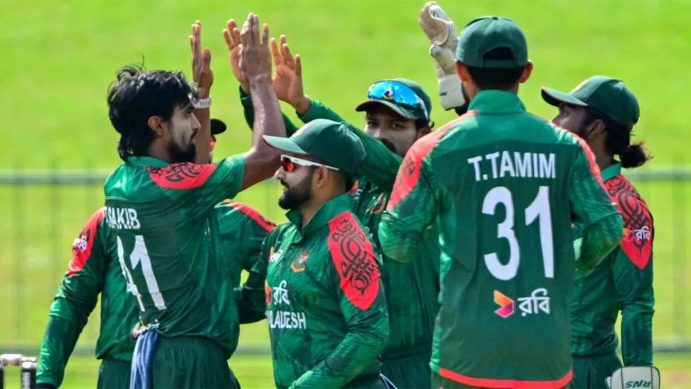 তৃতীয় ওয়ানডের দল ঘোষণা করল বাংলাদেশ, ফিরলেন তারকা ক্রিকেটার