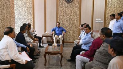 প্রধানমন্ত্রীর সঙ্গে পূজা উদযাপন পরিষদ প্রতিনিধিদলের সাক্ষাৎ