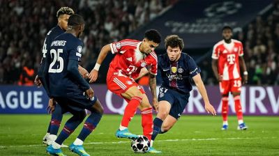 পিএসজি-বায়ার্ন ম্যাচে মুগ্ধ ফুটবল বিশ্ব