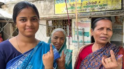 আট ঘণ্টায় প্রায় ৭৯ শতাংশ ভোট পড়েছে পশ্চিমবঙ্গে