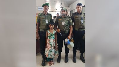 হারানো শিশুকে ১ ঘণ্টায় উদ্ধার করলো আনসার সদস্যরা