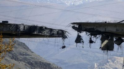 বি-১ সেতুতে হামলার নিন্দা জানিয়েছে ইরান