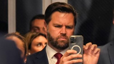 ২১ ঘণ্টার বৈঠকে যে কারণে ১২ বার ট্রাম্পকে ফোন করেছিলেন ভ্যান্স