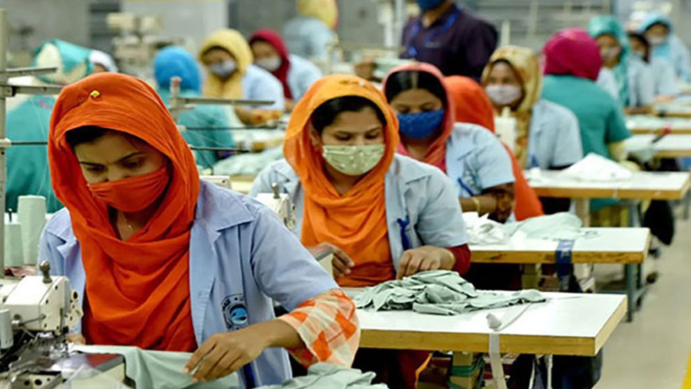 গত ৩ বছরে প্রায় ৪০০ পোশাক কারখানা বন্ধ হয়েছে