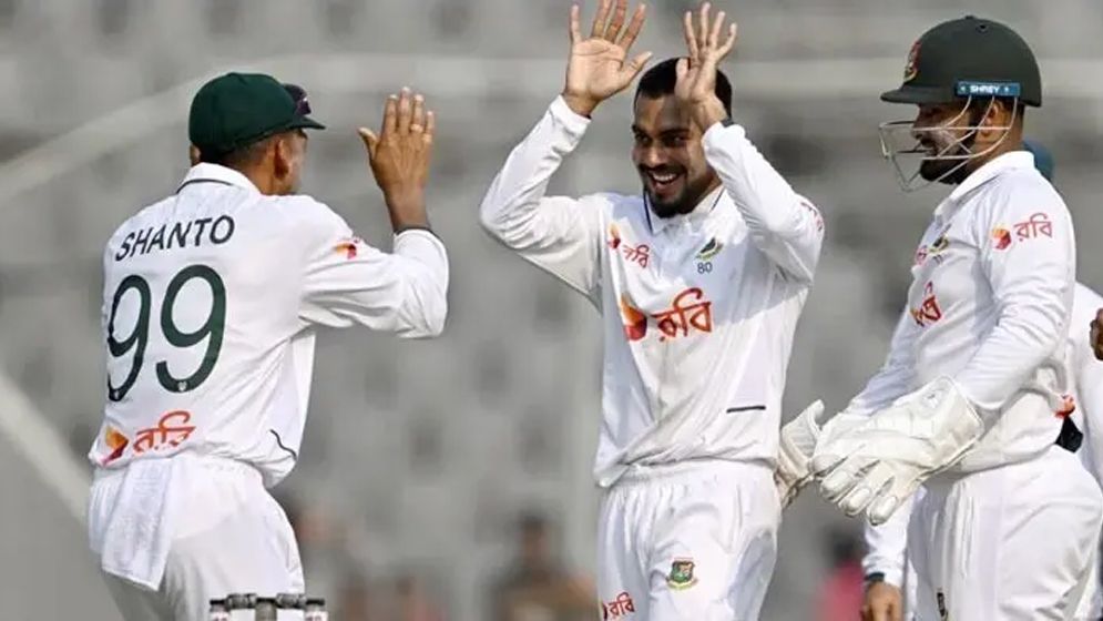 পাকিস্তানকে হোয়াইটওয়াশের মিশনে ফের দুশ্চিন্তা সেই বৃষ্টি