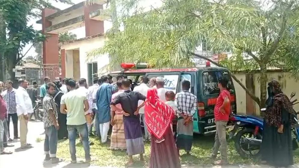 নারিকেল পাড়া নিয়ে দুই পক্ষের সংঘর্ষে একজন নিহত, গ্রেপ্তার ৪