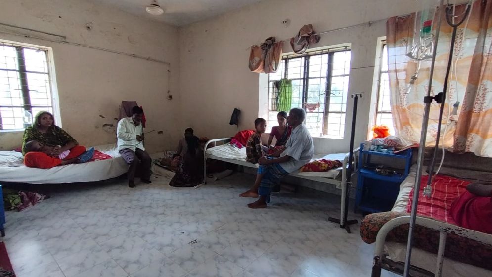 ঝালকাঠিতে হাম-রুবেলার প্রাদুর্ভাব, চিকিৎসা নিলেন ৭৩ জন