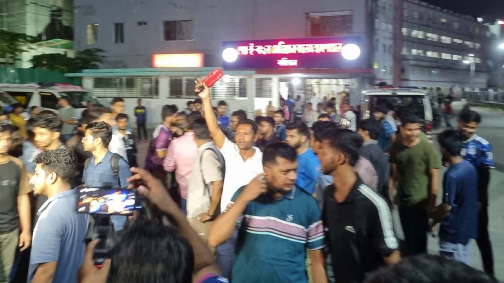 নবজাতকের মৃত্যু ঘিরে রাতভর উত্তেজনা, মুচলেকায় মরদেহ নিলেন মা