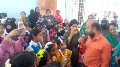 হঠাৎ স্কুল পরিদর্শনে জেলা প্রশাসক, শুনলেন শিক্ষার্থীদের কথা