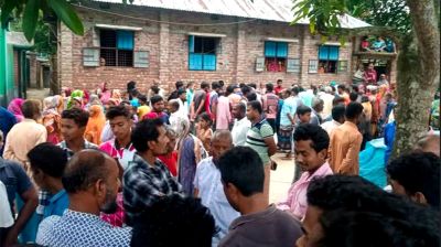 জমি নিয়ে বিরোধে বাবা-ছেলেকে হত্যা