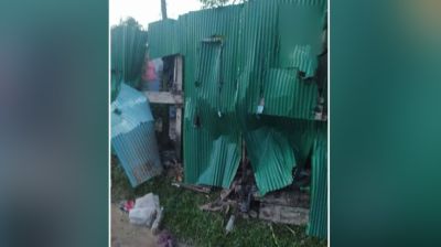 রাজনৈতিক প্রতিহিংসার জেরে সাবেক ছাত্রনেতার বাড়িতে হামলা